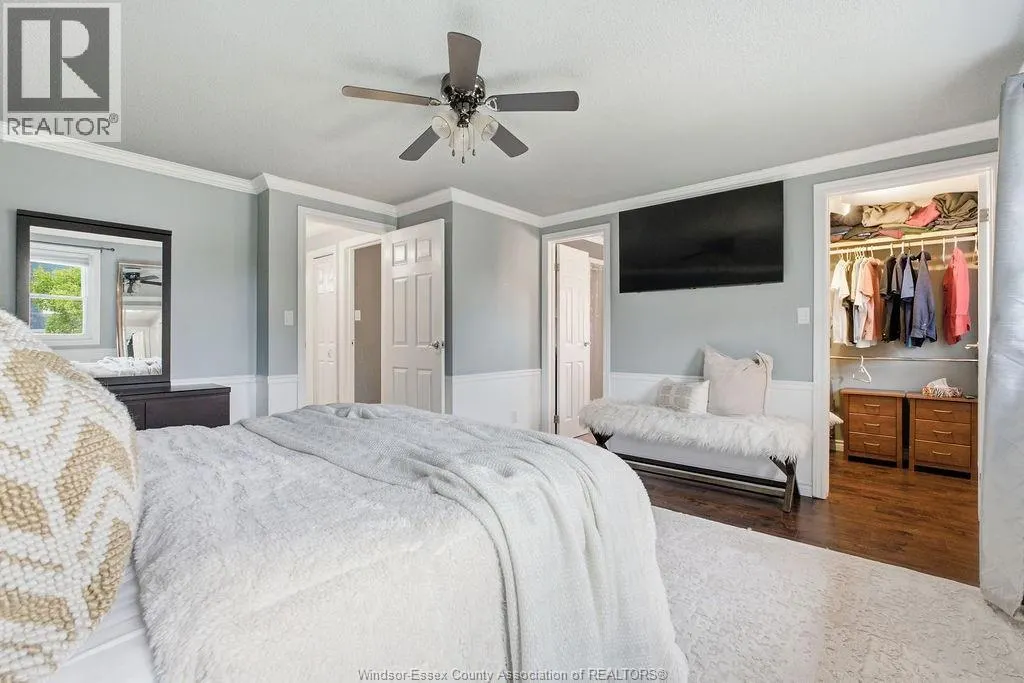 12224 ST THOMAS CRESCENT