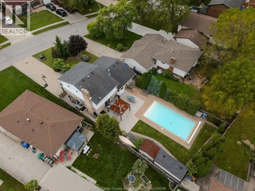 12224 ST THOMAS CRESCENT