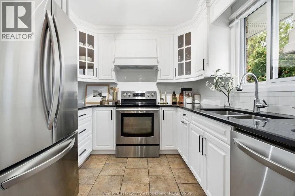 12224 ST THOMAS CRESCENT