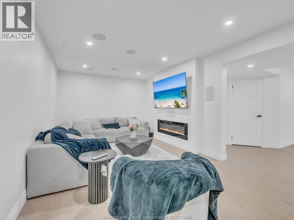 433 MCLELLAN