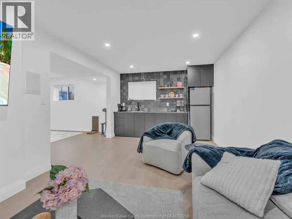 433 MCLELLAN