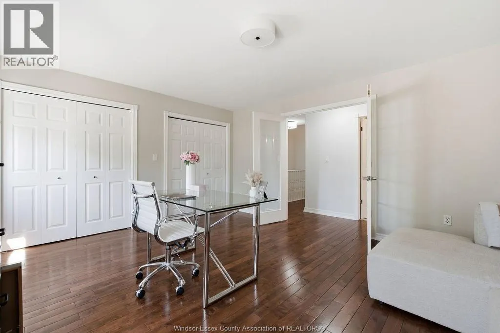 350 TUSCANY CRESCENT