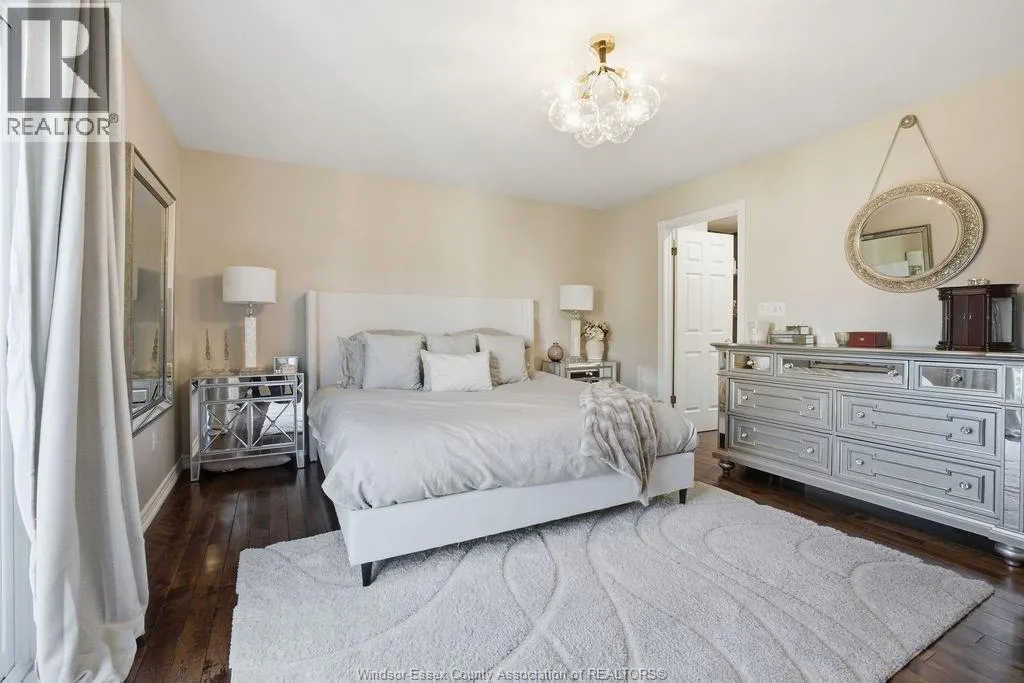 350 TUSCANY CRESCENT