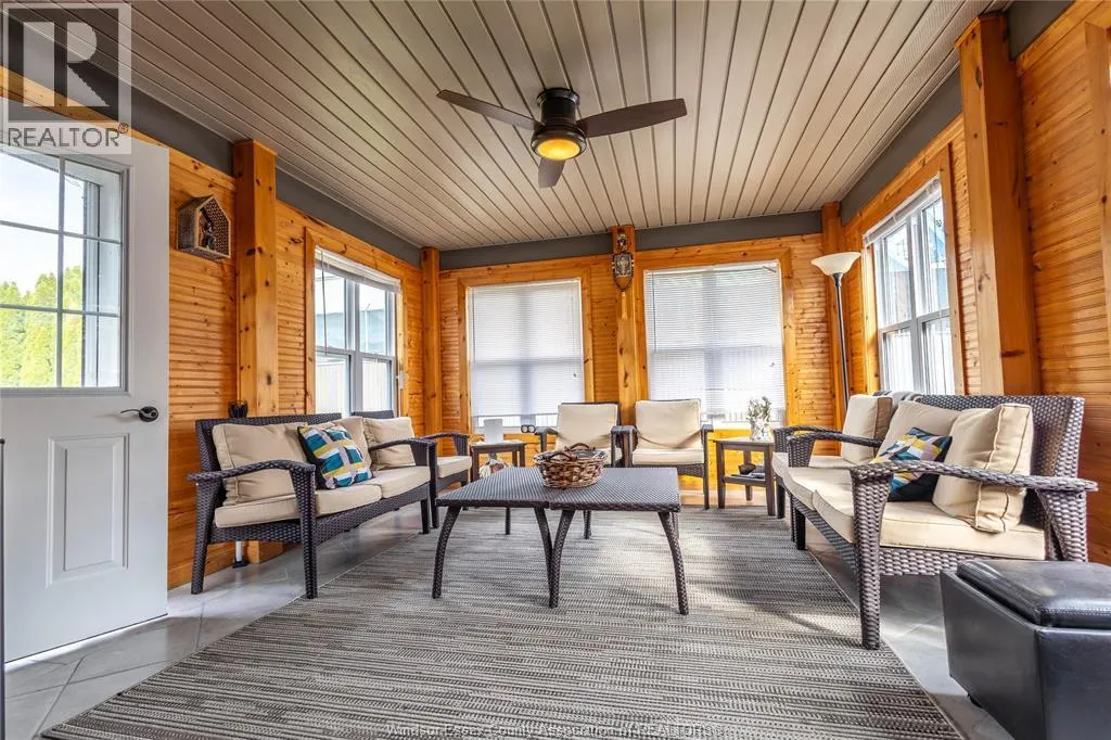 35 SANDY LAKE