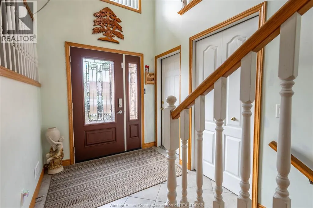 35 SANDY LAKE