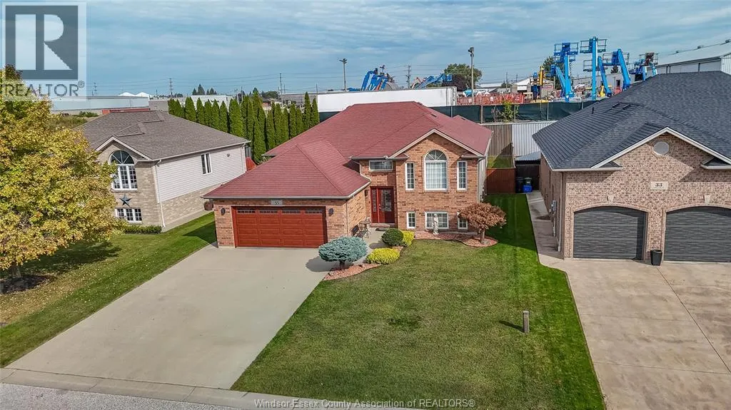 35 SANDY LAKE