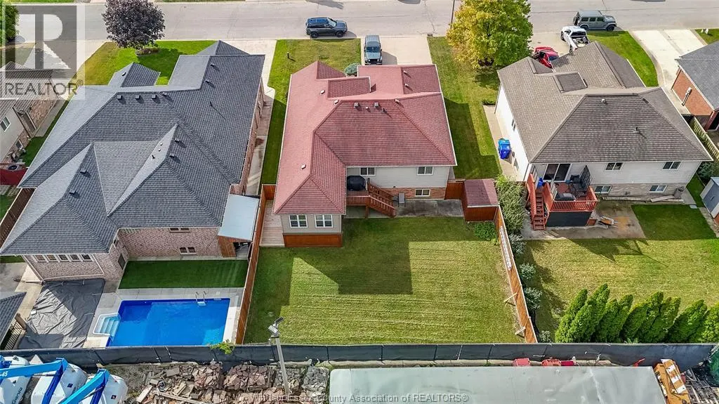 35 SANDY LAKE