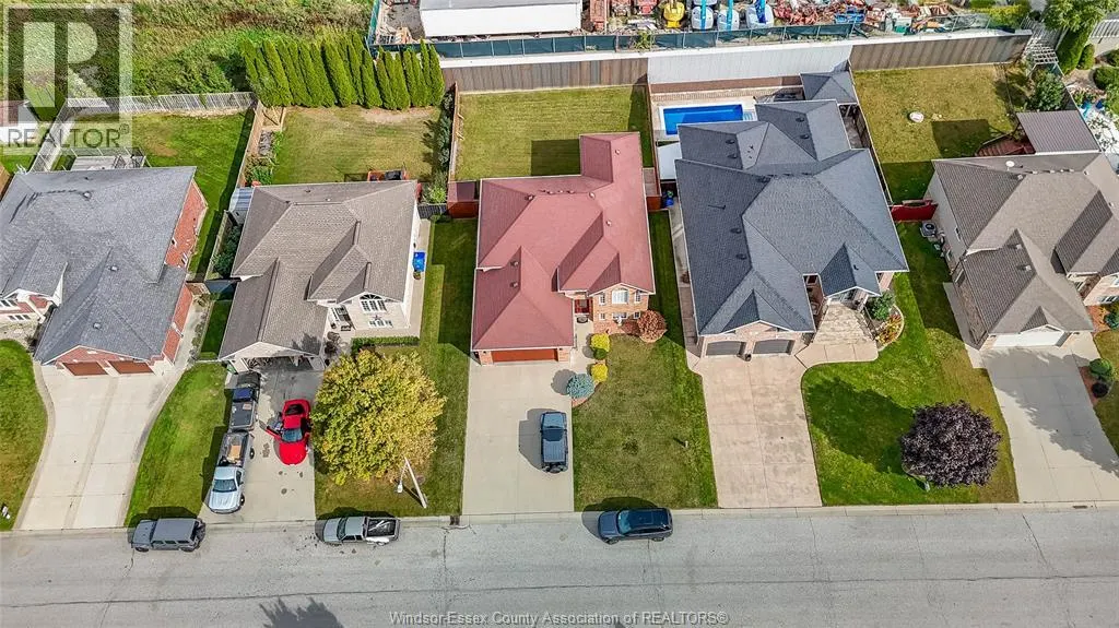35 SANDY LAKE