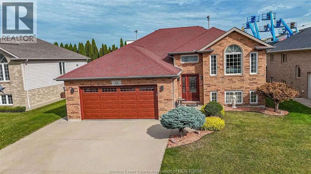 35 SANDY LAKE