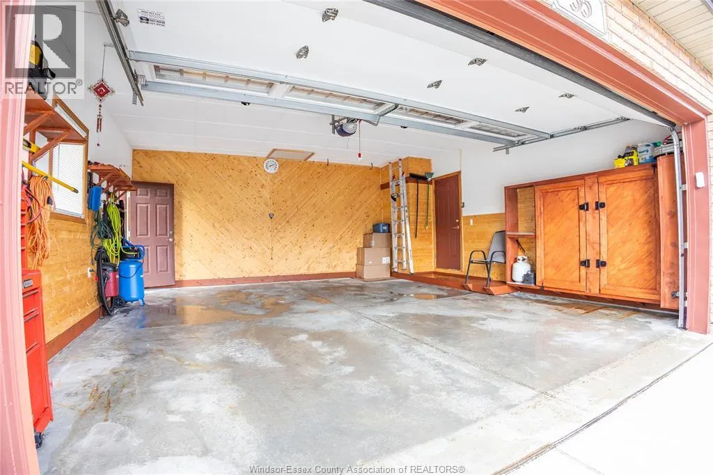 35 SANDY LAKE