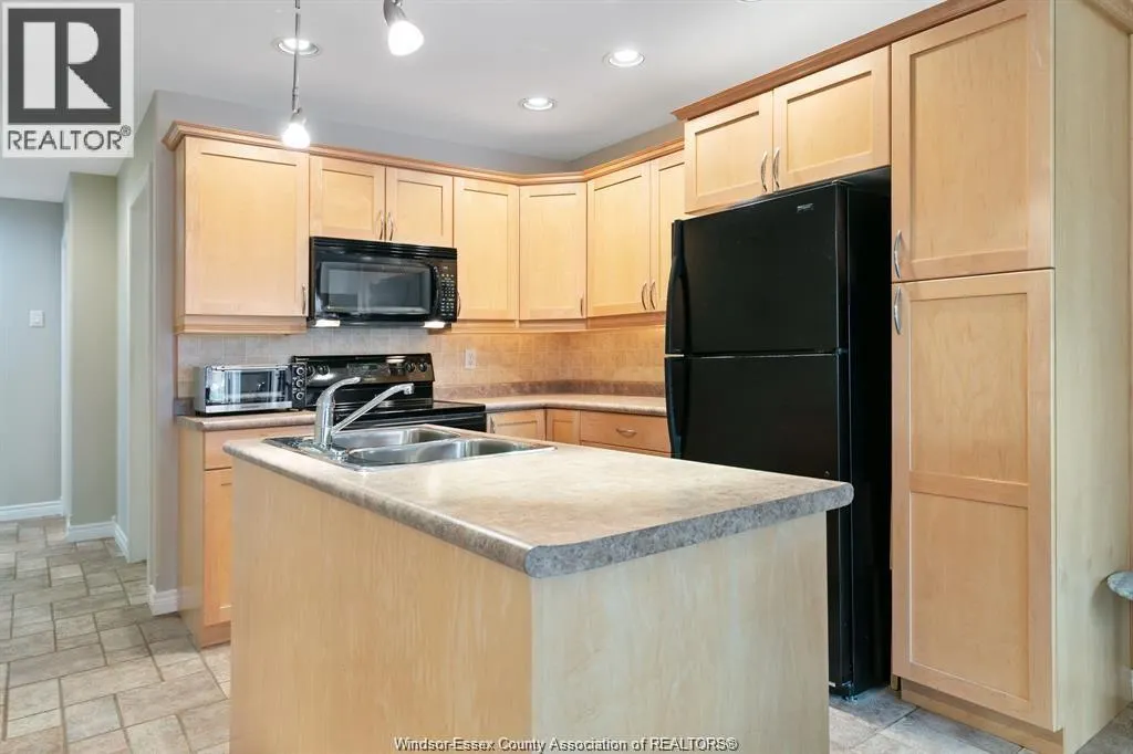 6085 Natalie COURT