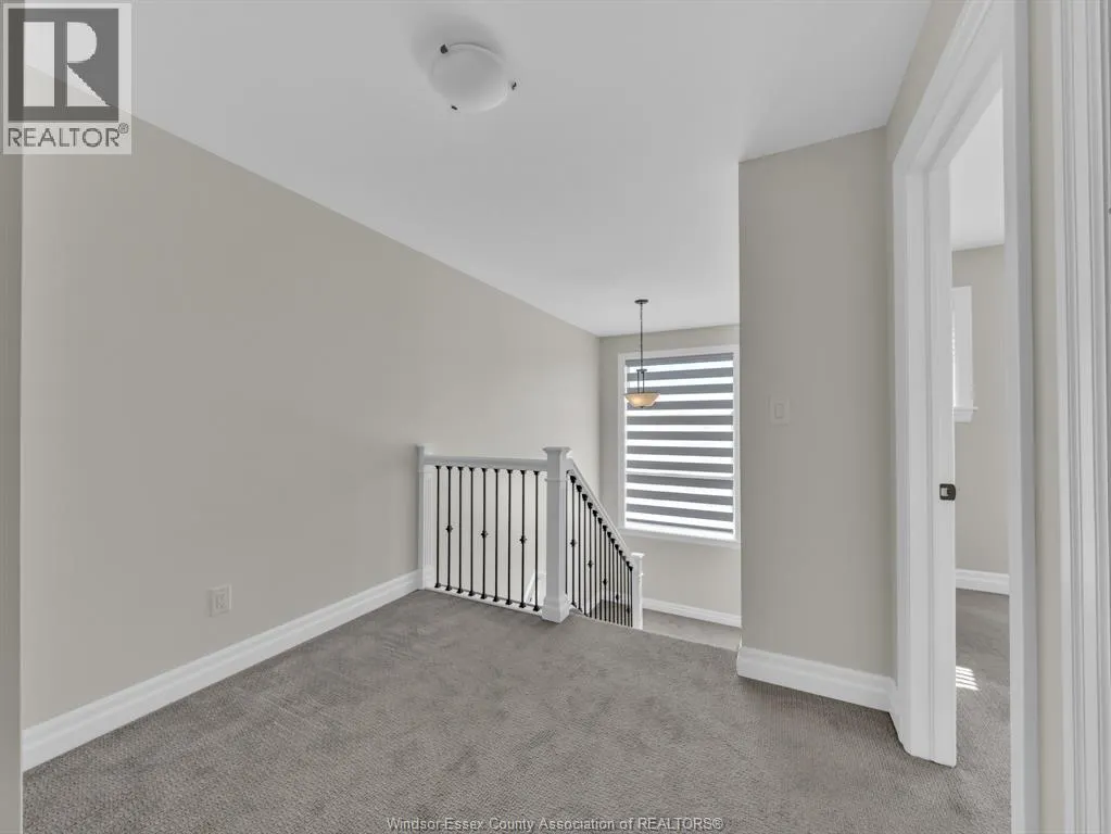 201 MEADOWVIEW AVENUE