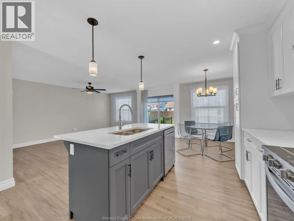 201 MEADOWVIEW AVENUE