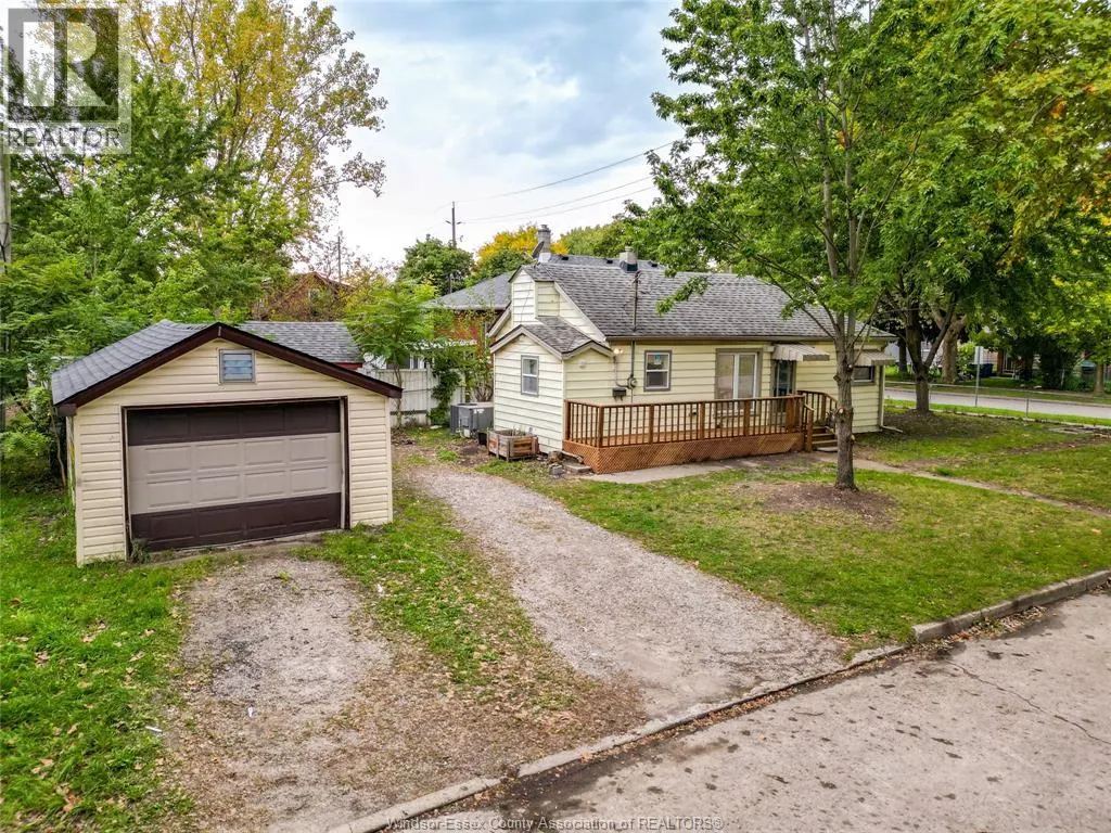 3605 BLOOMFIELD