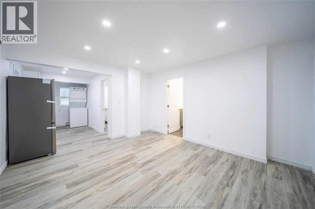 3605 BLOOMFIELD