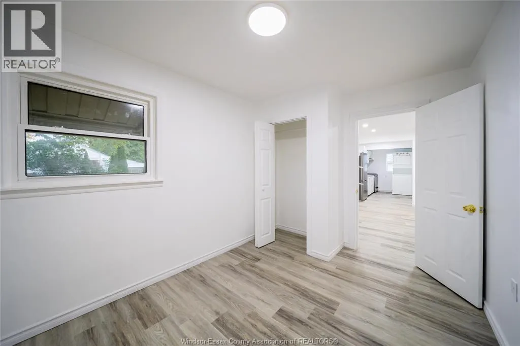 3605 BLOOMFIELD