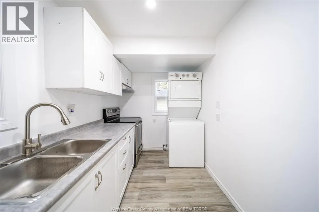 3605 BLOOMFIELD