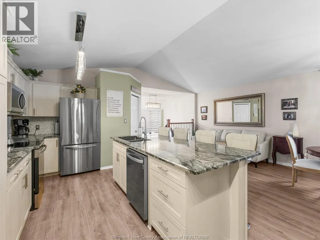 908 MICHAEL DRIVE