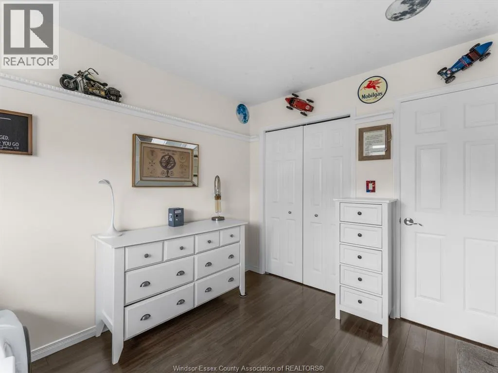908 MICHAEL DRIVE