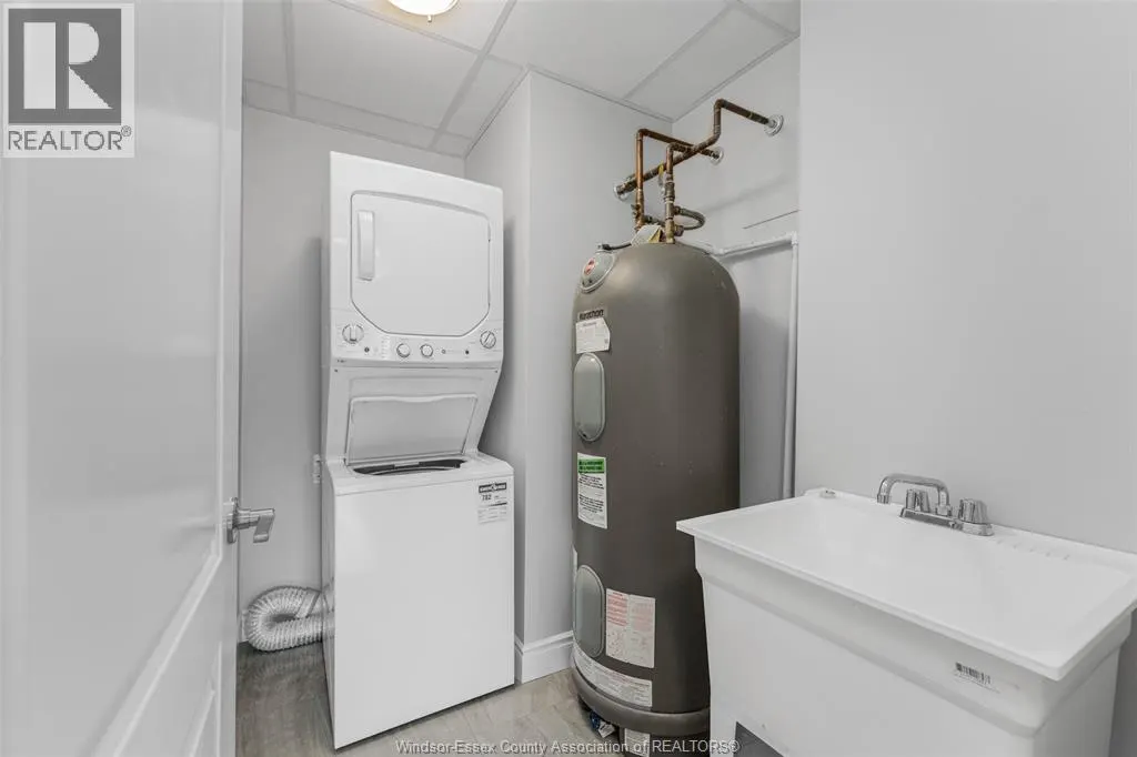 480 FAIRVIEW Unit# 305