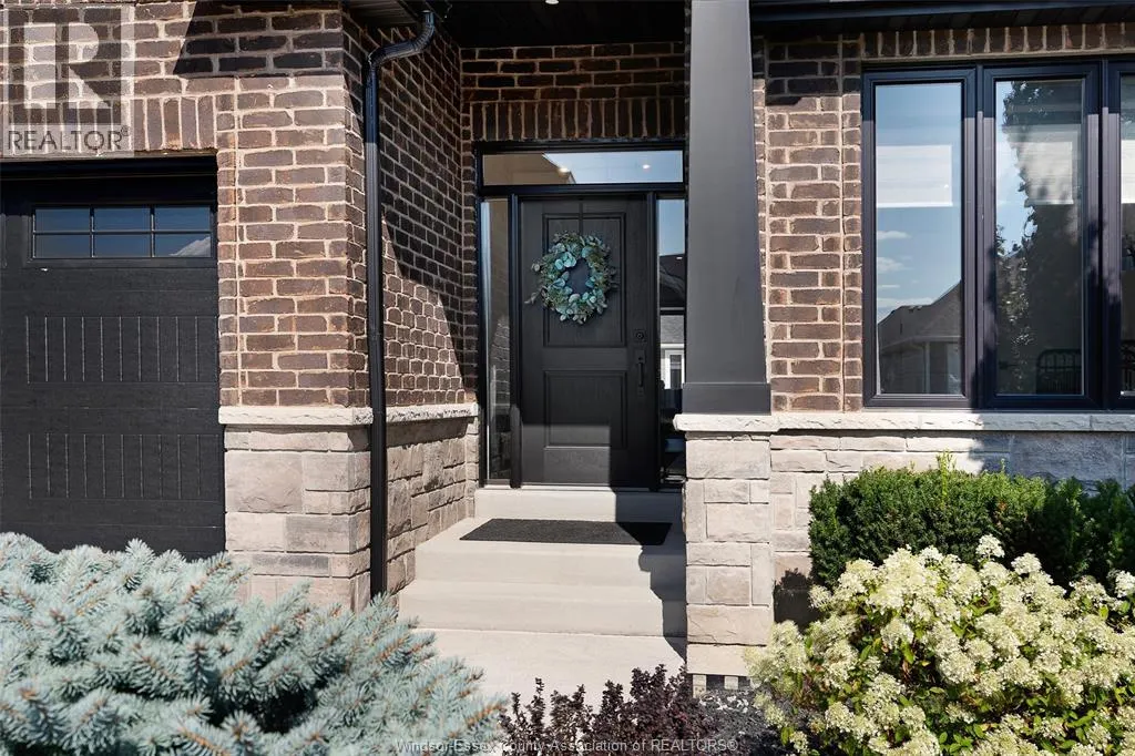 450 BRUNMAR CRESCENT