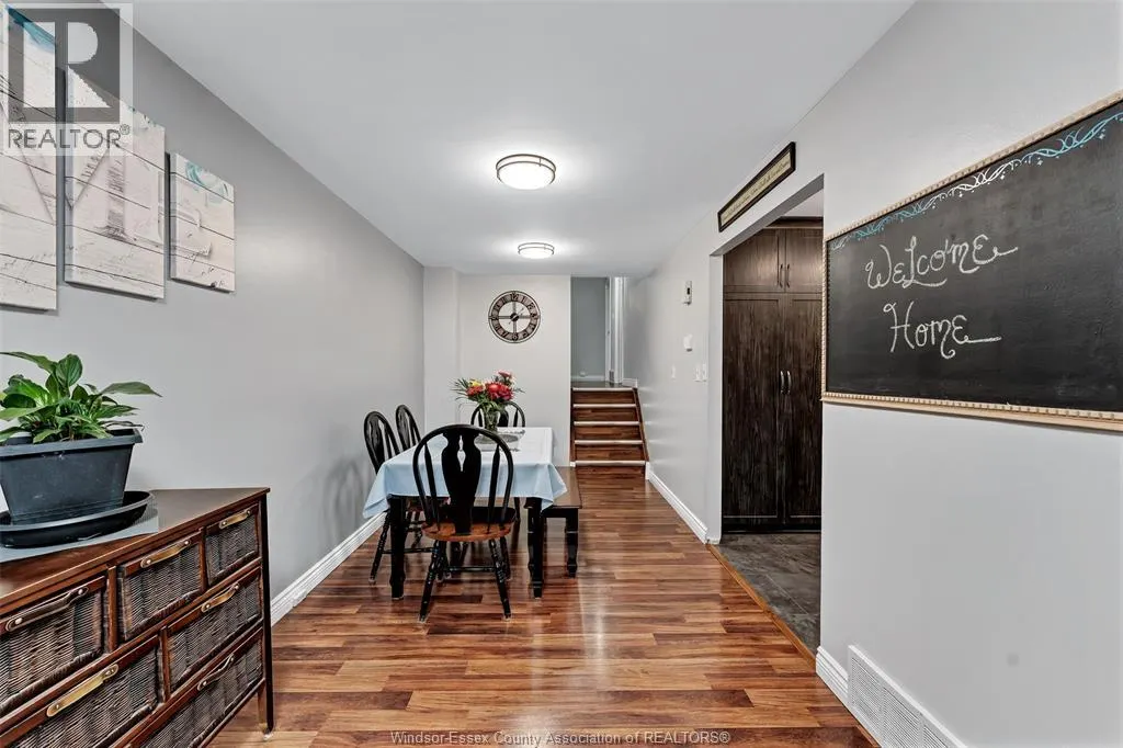 3090 FAIRLANE CRESCENT