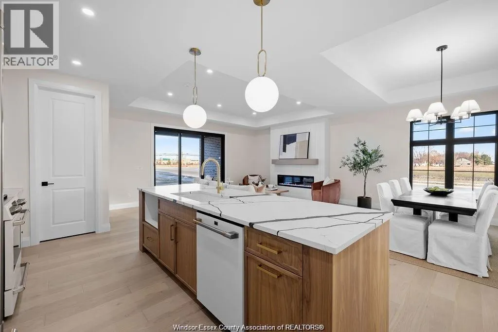 7558 SILVERLEAF LANE