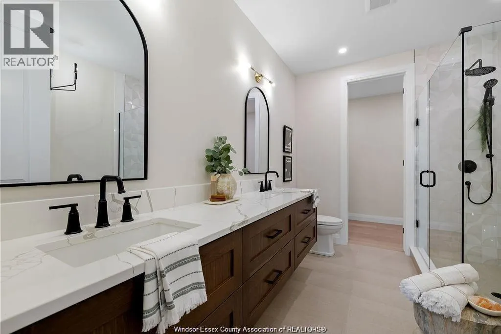 7558 SILVERLEAF LANE