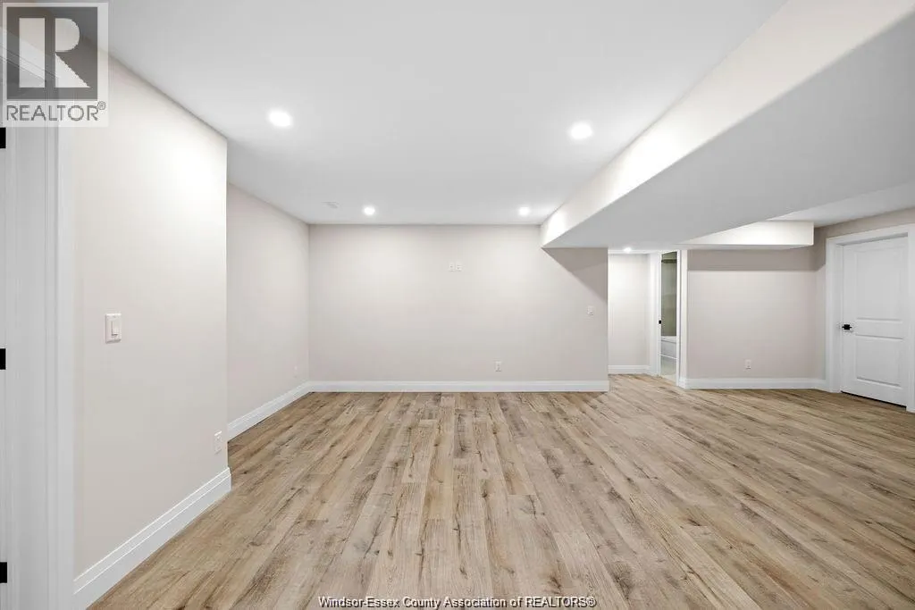 7558 SILVERLEAF LANE
