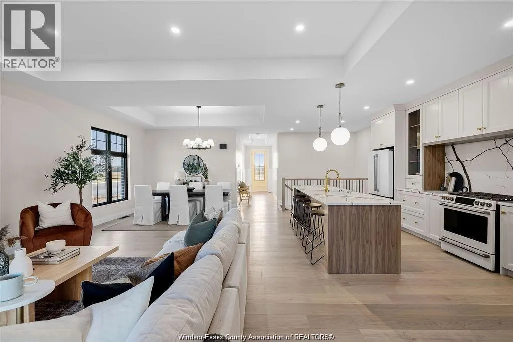7558 SILVERLEAF LANE