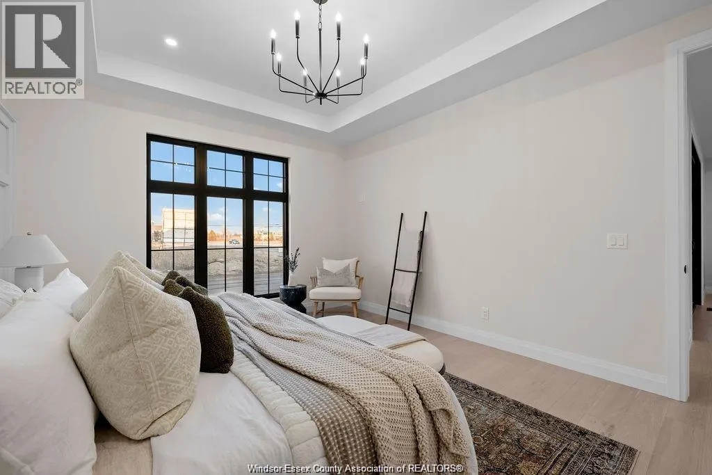 7558 SILVERLEAF LANE