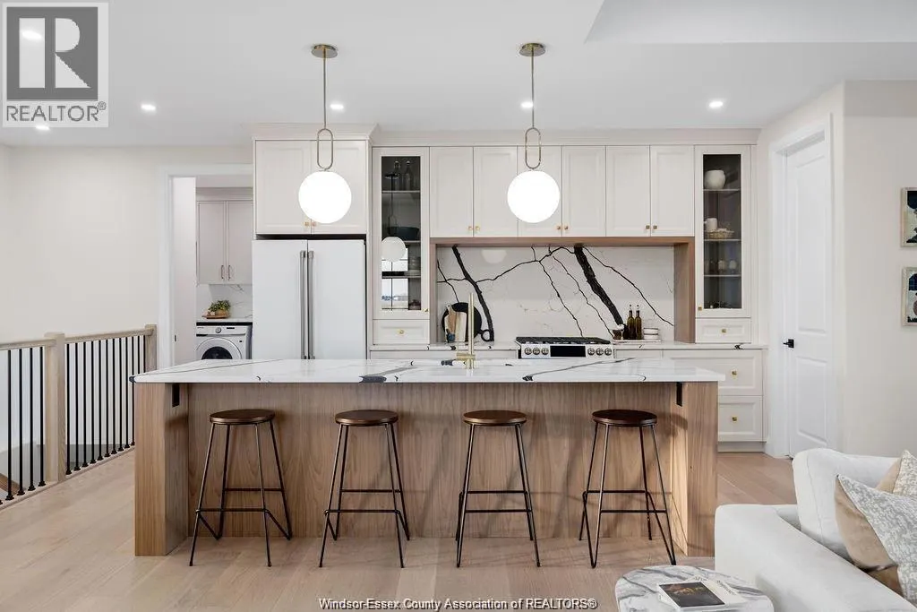 7558 SILVERLEAF LANE