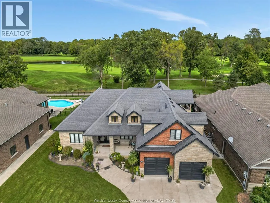 44 HILTON COURT