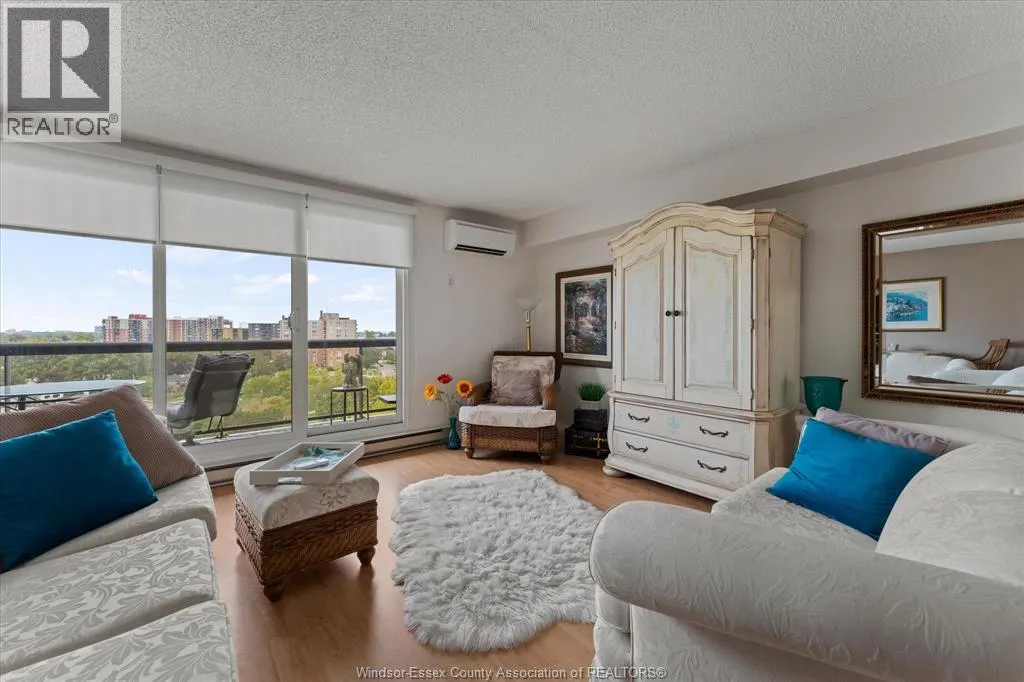 9099 RIVERSIDE DRIVE East Unit# 907