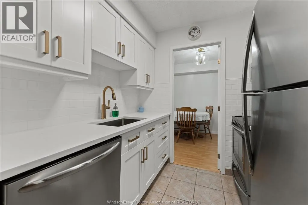 9099 RIVERSIDE DRIVE East Unit# 907
