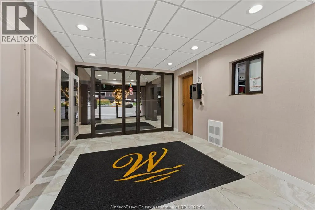 9099 RIVERSIDE DRIVE East Unit# 907