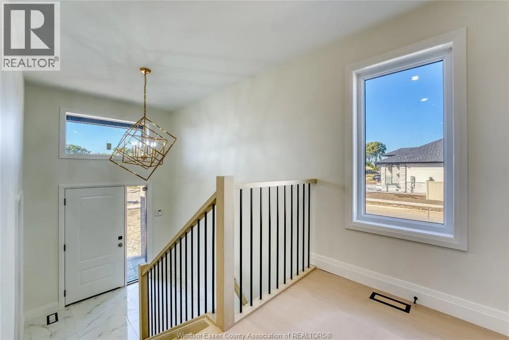 375 MAYRAND STREET