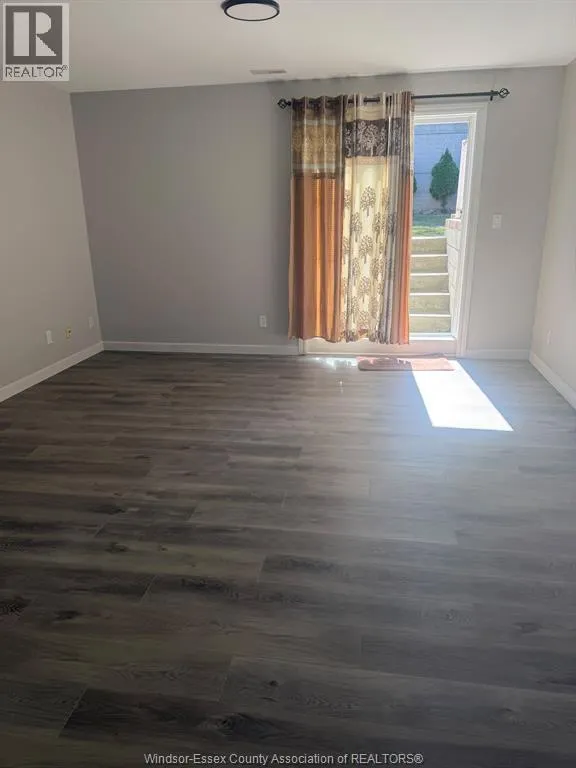211 BRANTON Unit# LOWER