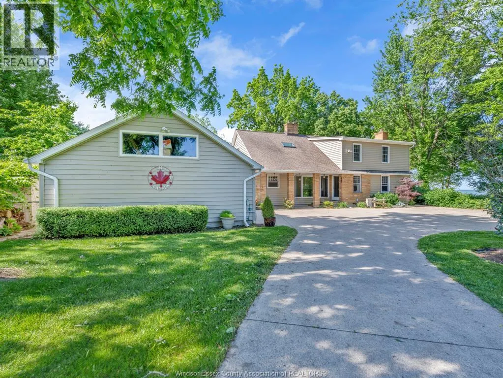 388 SEACLIFF DRIVE West