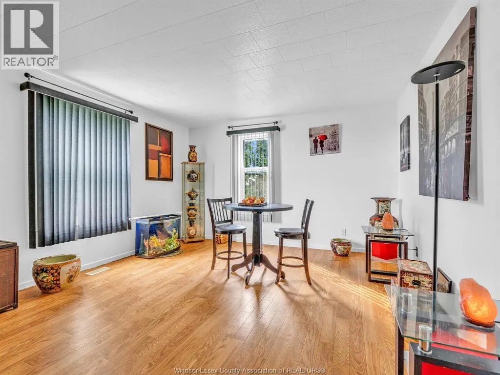 909 Mersea Road 10