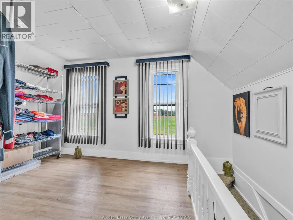 909 Mersea Road 10