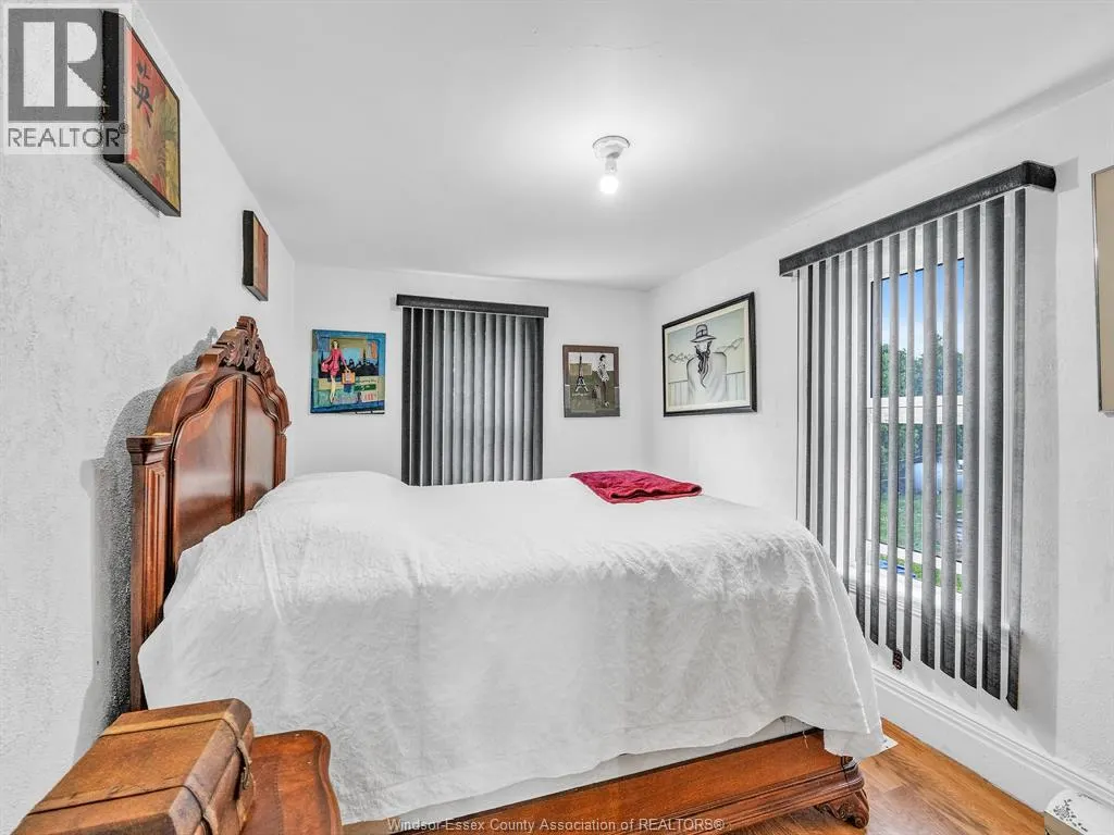 909 Mersea Road 10