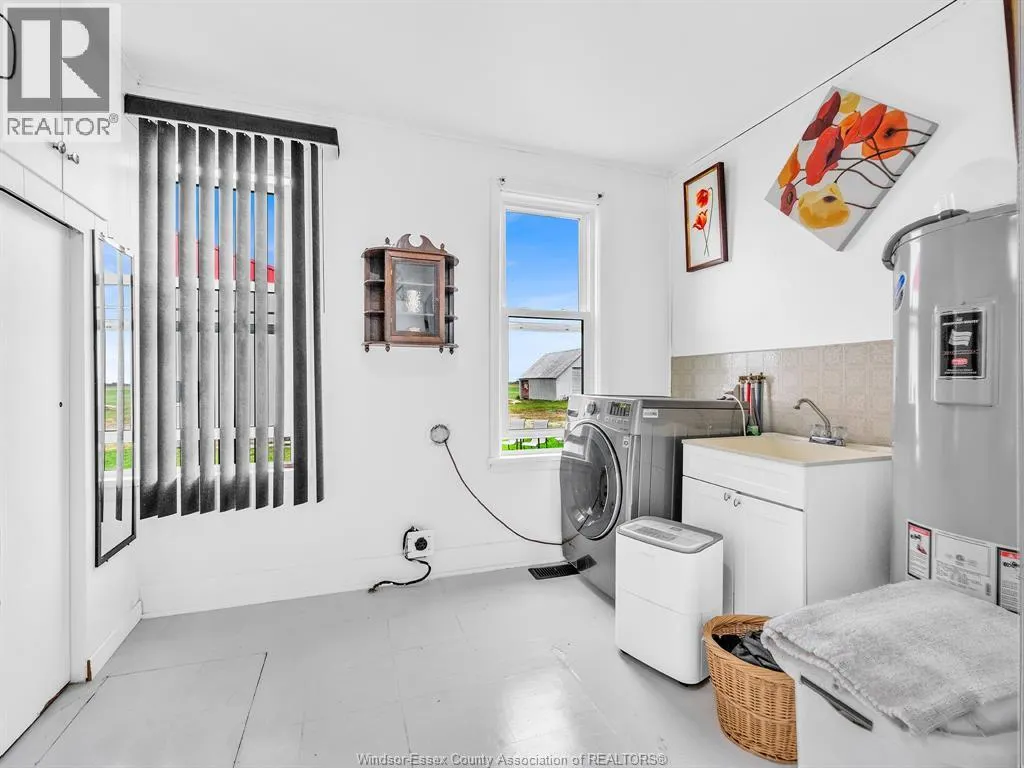 909 Mersea Road 10