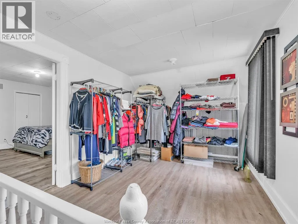 909 Mersea Road 10