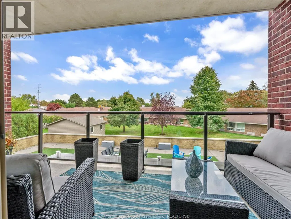 6 PARK Unit# 205