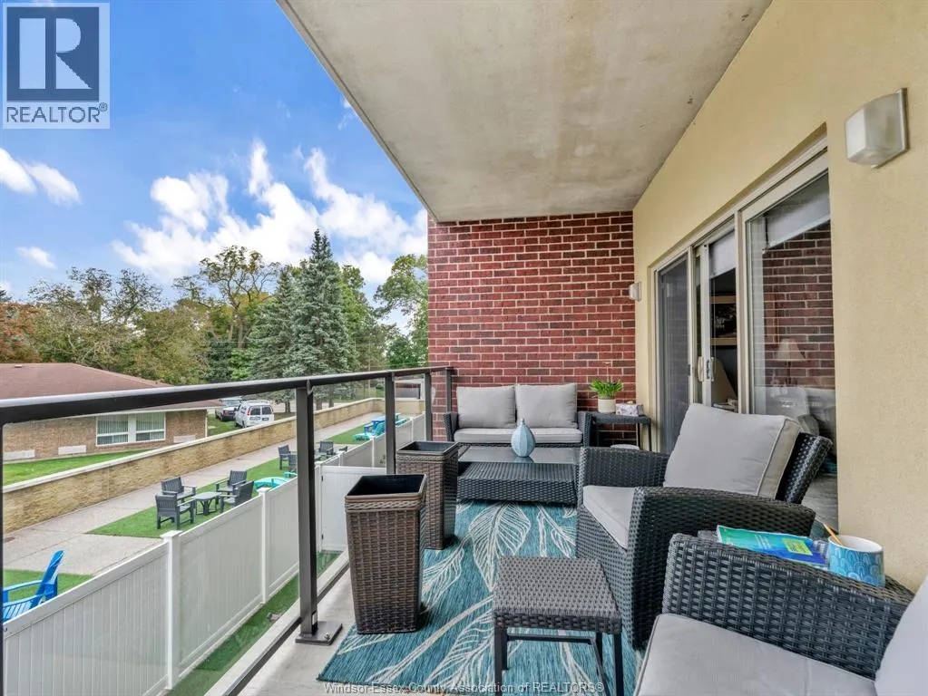 6 PARK Unit# 205