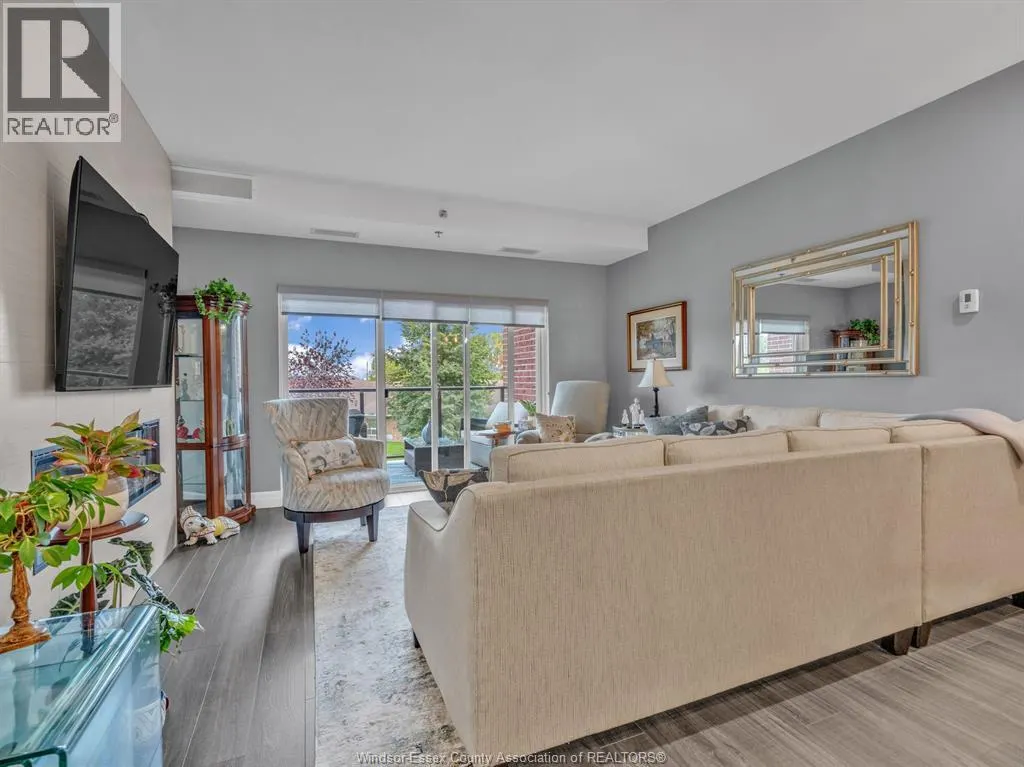 6 PARK Unit# 205