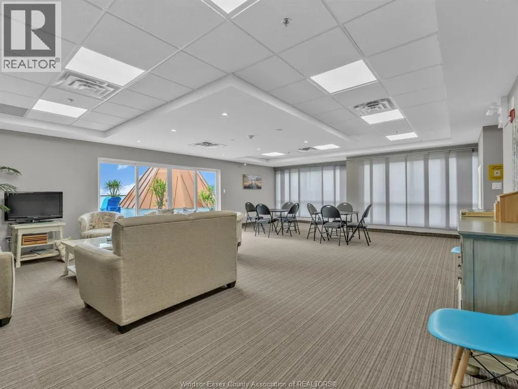 6 PARK Unit# 205