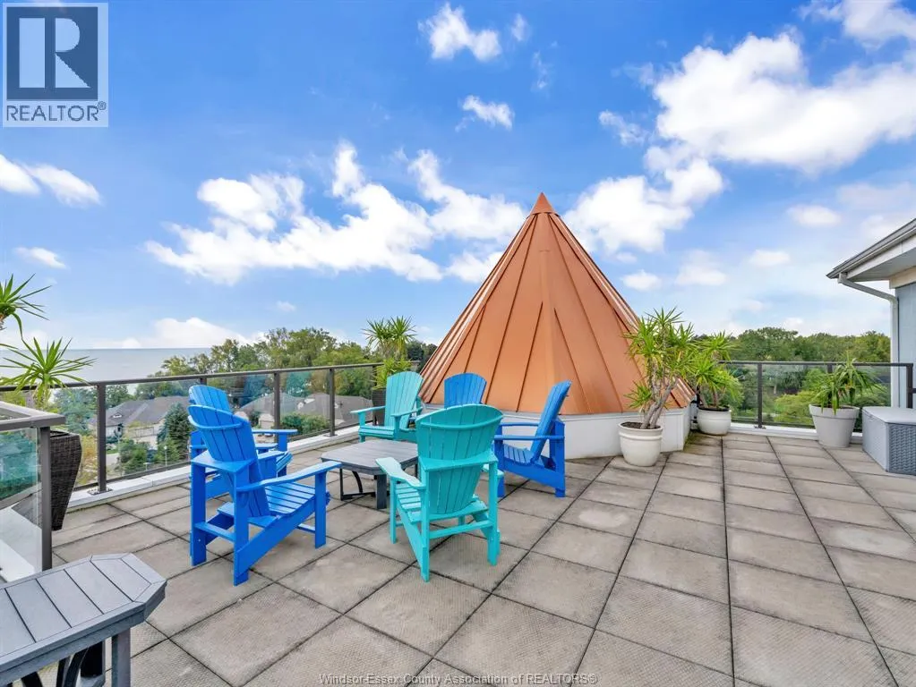 6 PARK Unit# 205