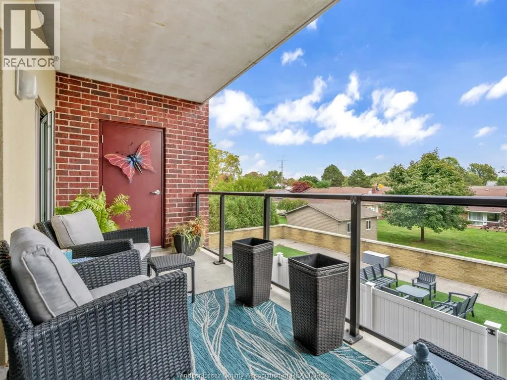 6 PARK Unit# 205
